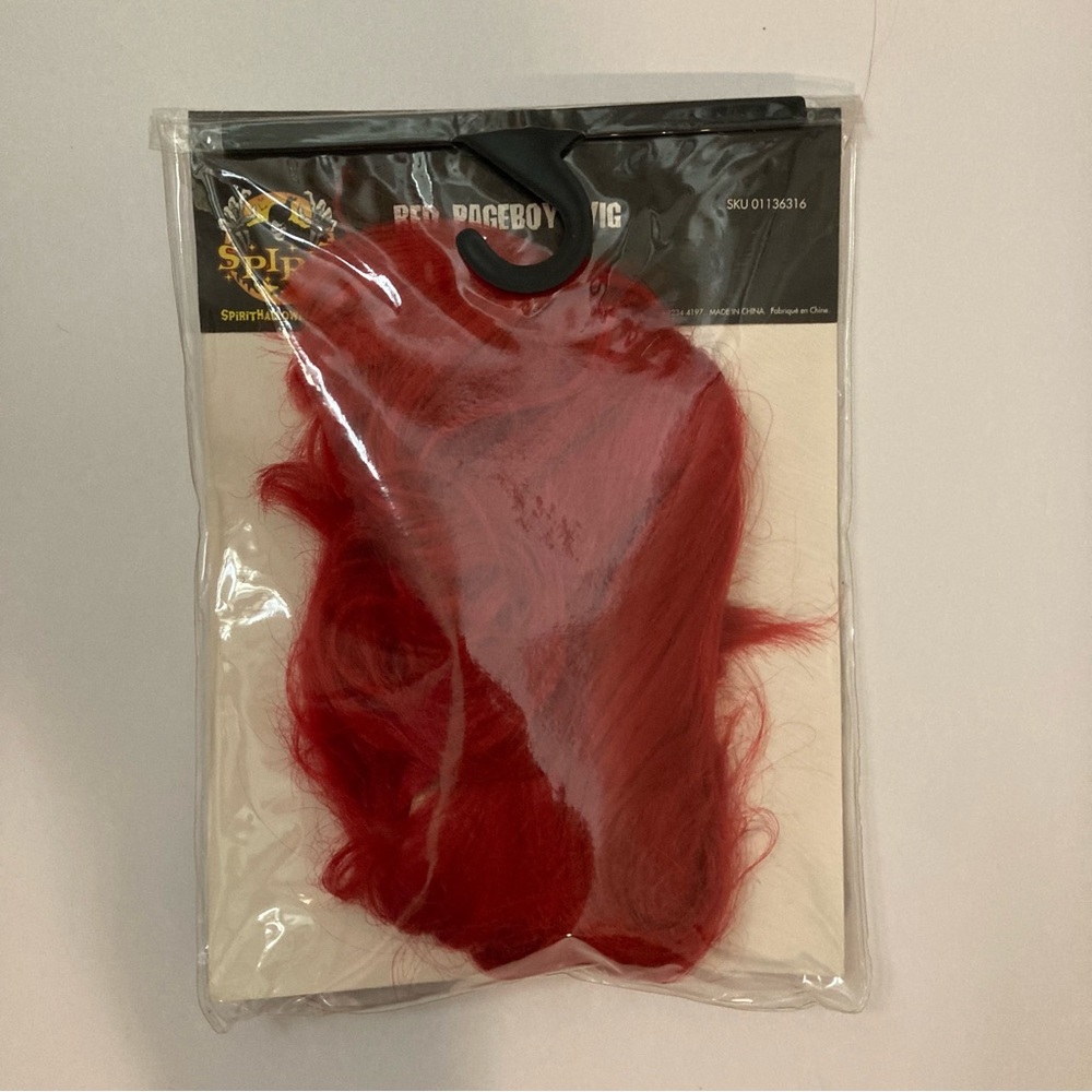 Red bangs wig - Picture 2 of 2